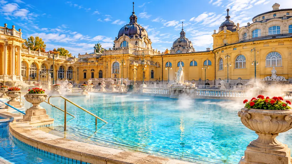 Los mejores baños termales en Budapest: descubre los balnearios más espectaculares